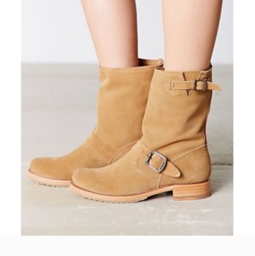 Frye Veronica Suede Moto Boots - Camel 🐪 Sz 8